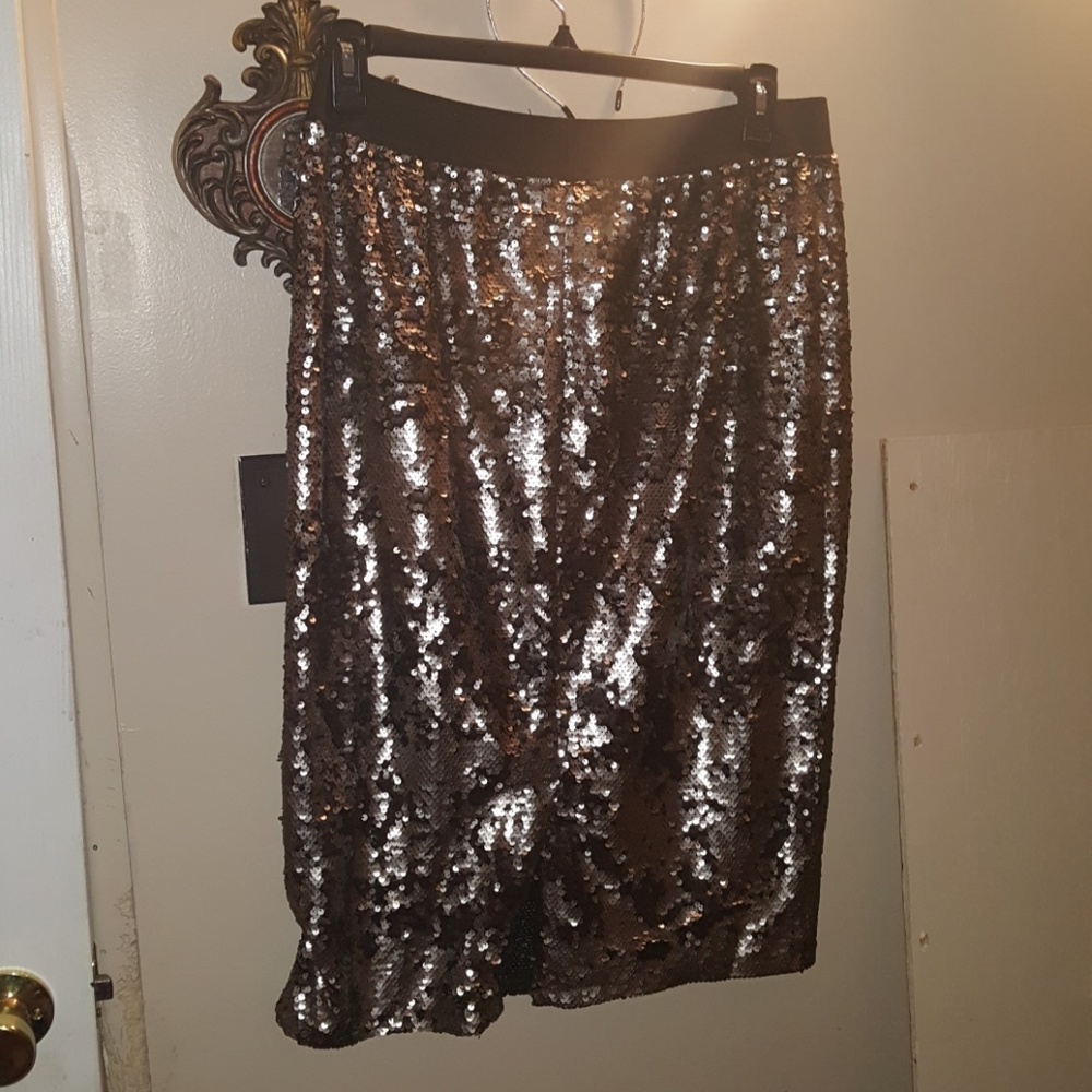 Reverse sequin skirt